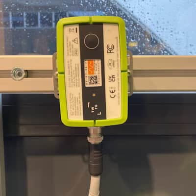 Mounted NEON transmitter