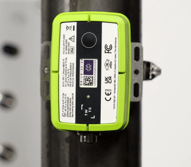 Example of a transmitter mounted using a band clamp