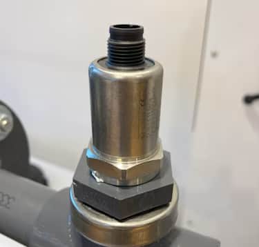Installed pressure sensor